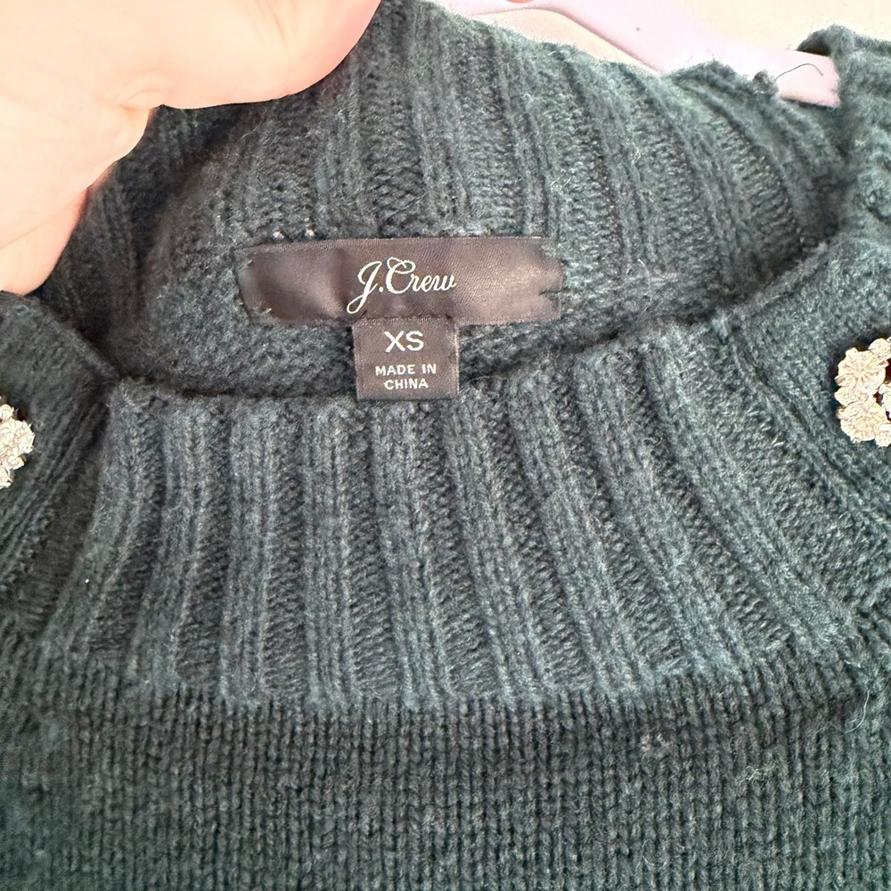 J.Crew Womens Forest Green Rhinestone Flower Button Embellished Sweater XS - Picture 4 of 7